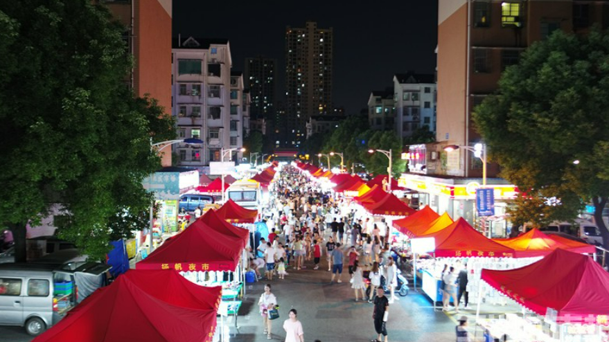 扬帆夜市后街