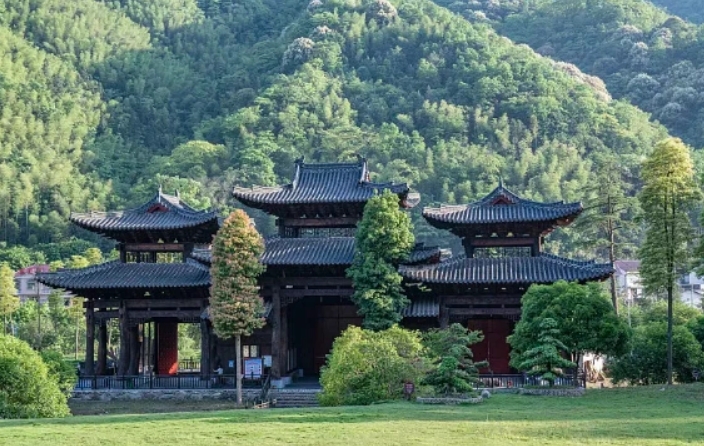 宝盖寺